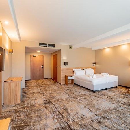 Blue&Green Baltic Hotel Medispa&Fit Колобжег Екстериор снимка